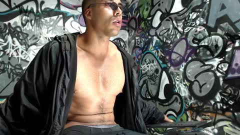 Justin online show from December 4, 11:13 pm