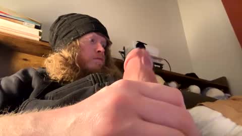 Snapshot of bbuck_fuddy chatting on February 25, 10:07 pm Buck Fuddy online show from February 25, 10:07 pm