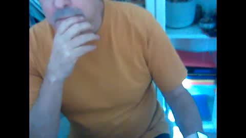 Snapshot of bcn1959 chatting on December 18, 12:51 pm bcn1959 online show from December 18, 12:51 pm
