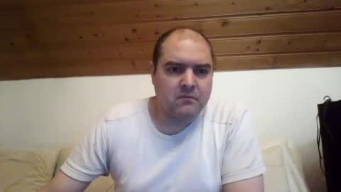 bear037 online show from January 2, 1:49 am