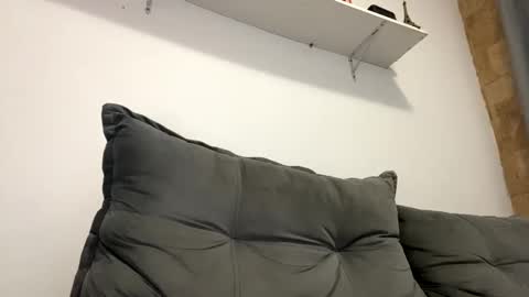 Min online show from February 3, 7:46 am