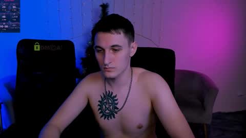 liam online show from December 19, 10:39 pm