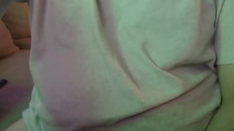 beefystick93 online show from January 5, 5:49 pm