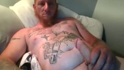 Snapshot of begme88 chatting on October 3, 3:55 am begme88 online show from October 3, 3:55 am