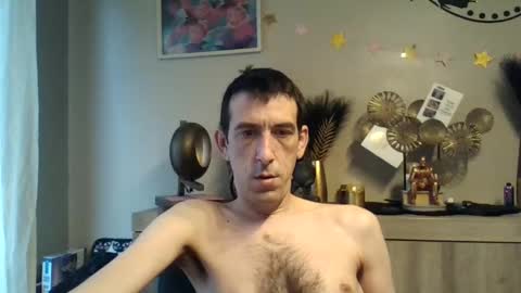 Snapshot of belgianboy33 chatting on December 27, 8:56 am Dreamcock online show from December 27, 8:56 am