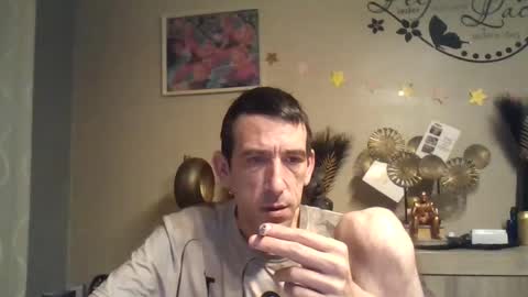 Snapshot of belgianboy33 chatting on December 29, 7:17 am Dreamcock online show from December 29, 7:17 am