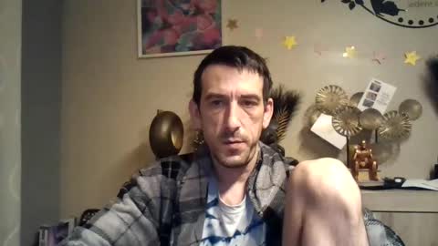 Snapshot of belgianboy33 chatting on January 2, 5:57 am Dreamcock online show from January 2, 5:57 am