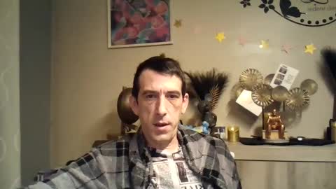 Snapshot of belgianboy33 chatting on January 3, 6:44 am Dreamcock online show from January 3, 6:44 am