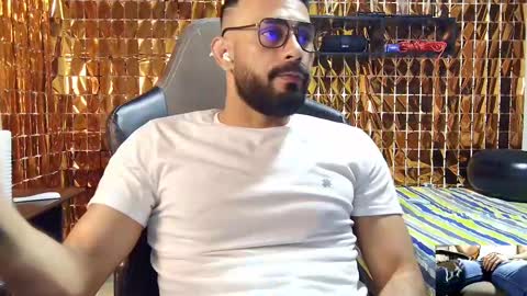 Snapshot of ben_blaze chatting on January 19, 11:32 pm BEN online show from January 19, 11:32 pm