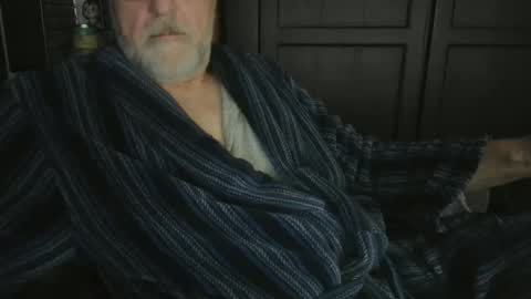 Snapshot of bendrinkin chatting on January 20, 10:07 am bendrinkin online show from January 20, 10:07 am