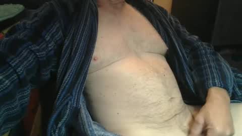 Snapshot of bendrinkin chatting on September 23, 10:03 am bendrinkin online show from September 23, 10:03 am