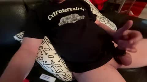 bengeil18 online show from April 18, 11:15 pm