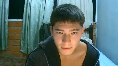 benitocamelas700 online show from May 10, 2:46 am