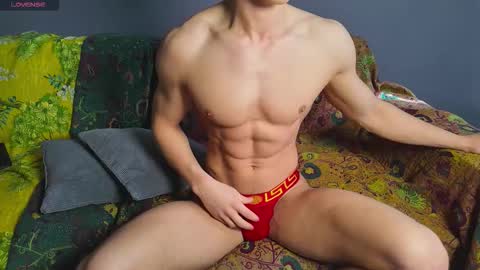 Snapshot of benjaminbond chatting on September 17, 11:55 am benjaminkarl02 online show from September 17, 11:55 am