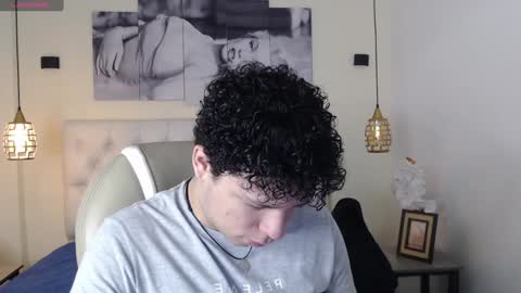 Snapshot of benjamintwink1 chatting on January 28, 7:53 pm BENJAMIN online show from January 28, 7:53 pm