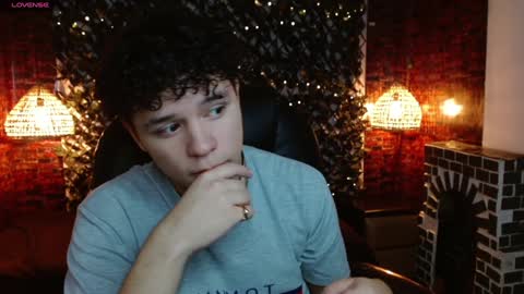 Snapshot of benjamintwink1 chatting on January 26, 7:41 pm BENJAMIN online show from January 26, 7:41 pm