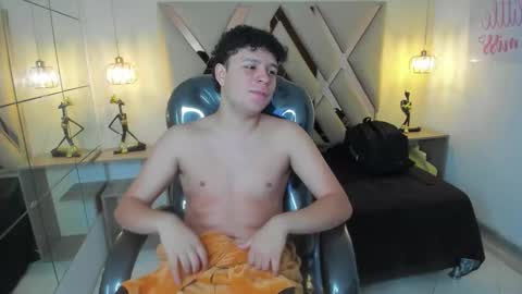 Snapshot of benjamintwink1 chatting on October 9, 10:25 pm BENJAMIN online show from October 9, 10:25 pm