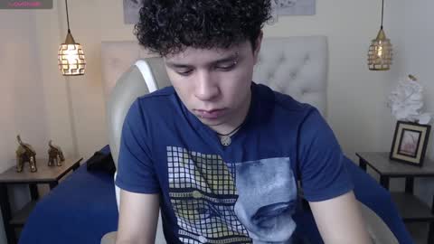 Snapshot of benjamintwink1 chatting on January 27, 7:46 pm BENJAMIN online show from January 27, 7:46 pm