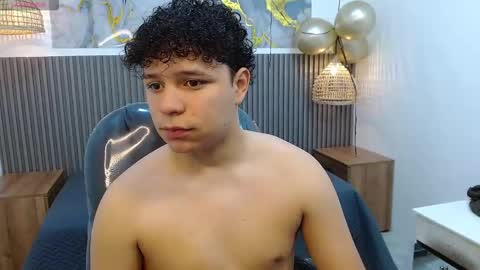 Snapshot of benjamintwink1 chatting on October 14, 8:27 pm BENJAMIN online show from October 14, 8:27 pm