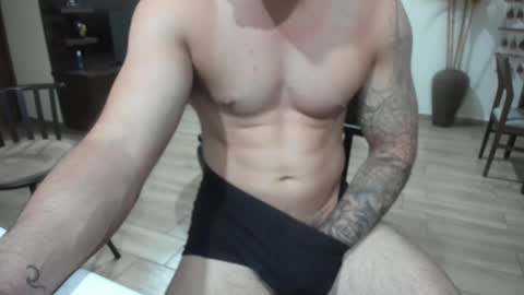 Snapshot of benthebodybuilder chatting on December 8, 12:51 am Ben Braxton online show from December 8, 12:51 am
