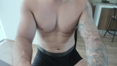 Snapshot of benthebodybuilder chatting on January 4, 4:22 pm Ben Braxton online show from January 4, 4:22 pm