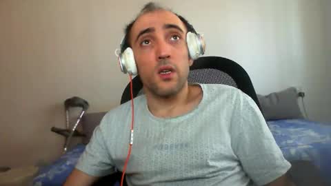 bentish online show from September 23, 9:19 am