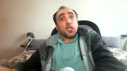 bentish online show from December 30, 9:16 am