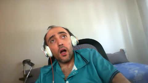 bentish online show from October 5, 9:46 am