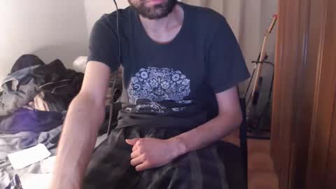 berceuse111 online show from April 28, 11:59 am