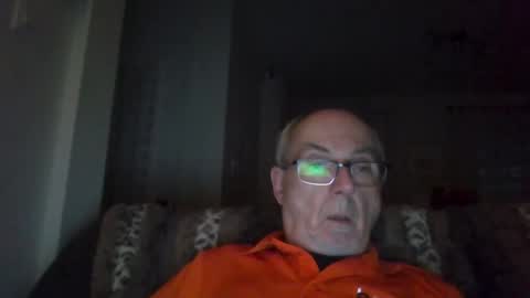 bernard1102 online show from October 6, 10:58 pm