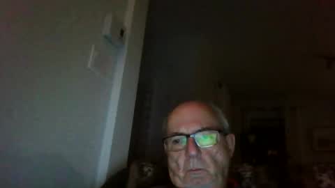 bernard1102 online show from September 19, 11:59 pm