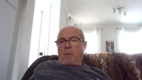 bernard1102 online show from December 2, 2:17 pm