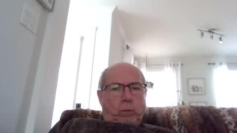 bernard1102 online show from February 5, 2:26 pm