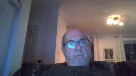 bernard1102 online show from December 9, 11:36 am