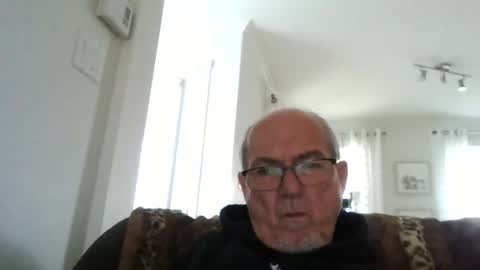 bernard1102 online show from September 14, 1:35 pm