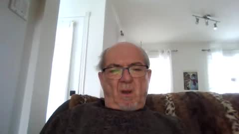 bernard1102 online show from January 2, 2:02 pm