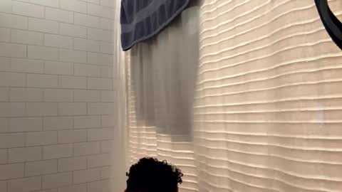 berriess_ online show from March 31, 11:34 am