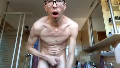 beschnittenerpenis679644 online show from January 13, 1:28 pm