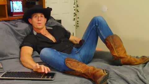 twitter zack1fisher online show from December 20, 3:35 am