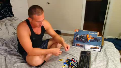 twitter zack1fisher online show from February 4, 1:56 am