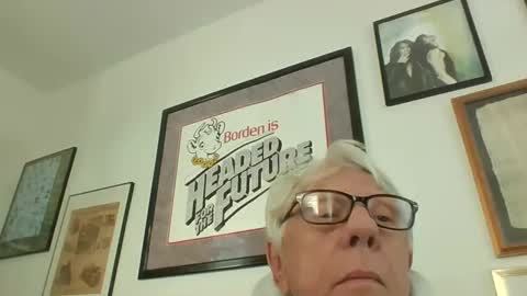 bestshot1951 online show from December 1, 2:31 pm