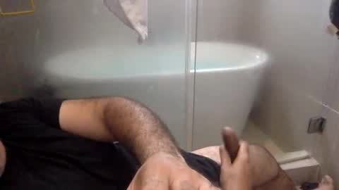 Virtual Gentleman online show from January 5, 5:09 pm