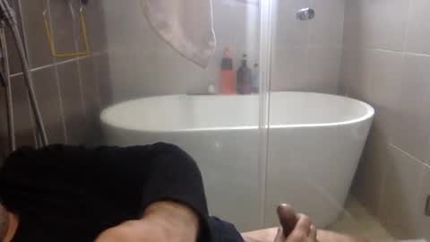 Virtual Gentleman online show from December 25, 5:05 pm