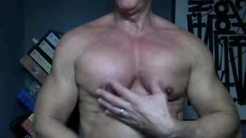 BGDKMUSCLEGUY - SELECTED BY CHATURBATE AS A TOP BROADCASTER FOR 2023 online show from April 29, 3:00 am