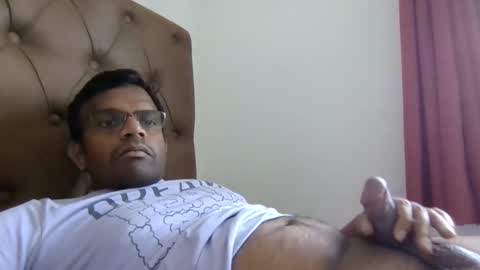 bgrlover1 online show from May 8, 9:21 am