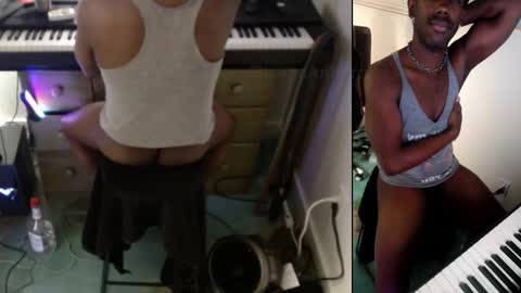 BicepsandFrot online show from February 26, 10:58 am