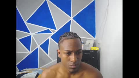 big_black11 online show from February 10, 11:36 am