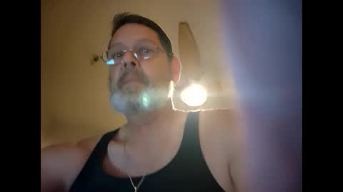 Snapshot of bigal9816192 chatting on January 2, 7:23 am bigal9816192 online show from January 2, 7:23 am