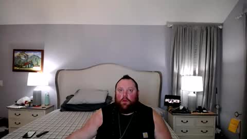 Snapshot of bigboi1o11 chatting on February 4, 10:10 am Bigboi1o11 online show from February 4, 10:10 am