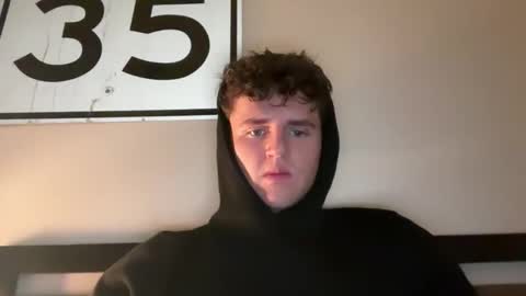 bigbootyburger1 online show from March 2, 11:45 pm